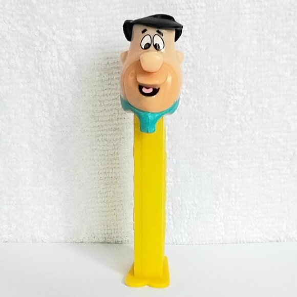 3/$24 NM/M The Flintstones Fred Flintstone on Yellow PEZ Dispenser!! - Picture 1 of 5